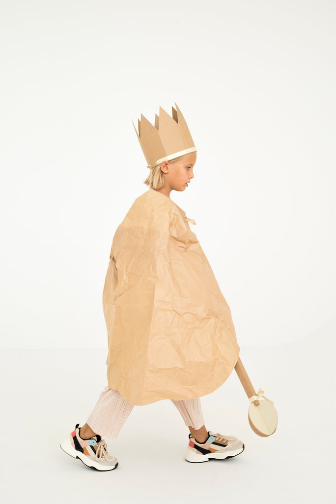 KOKO Cardboards DIY Costume King/Queen